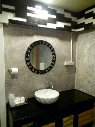 Riverpool Resort