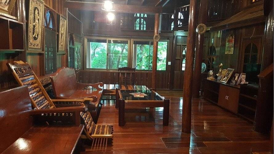 Ratmanee House