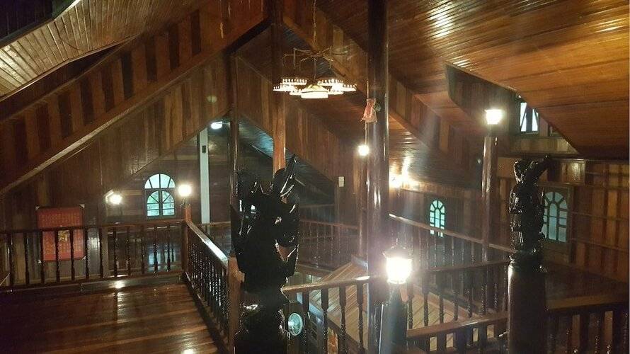 Ratmanee House