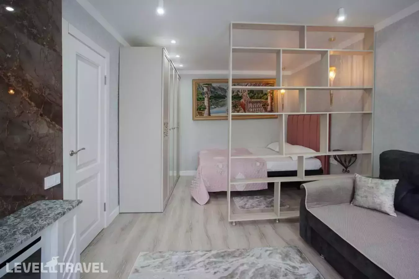 Апартаменты На Еськова 1