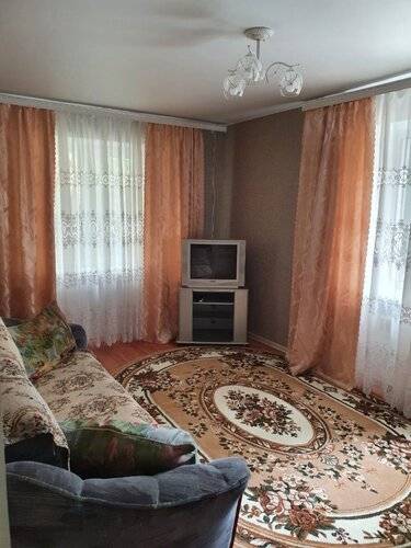 Квартира Двухкомнатная Квартира В Районе Рынка