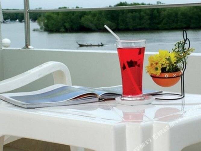 Krabi River Hotel