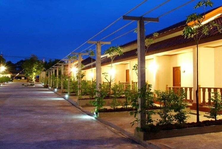 Oasis Resort