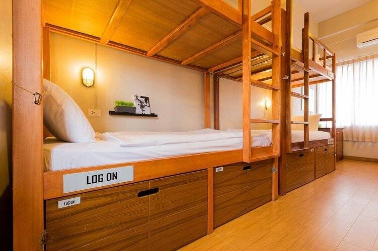 Pak-Up Hostel