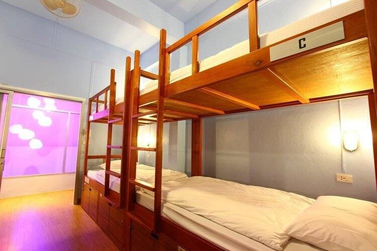Pak-Up Hostel