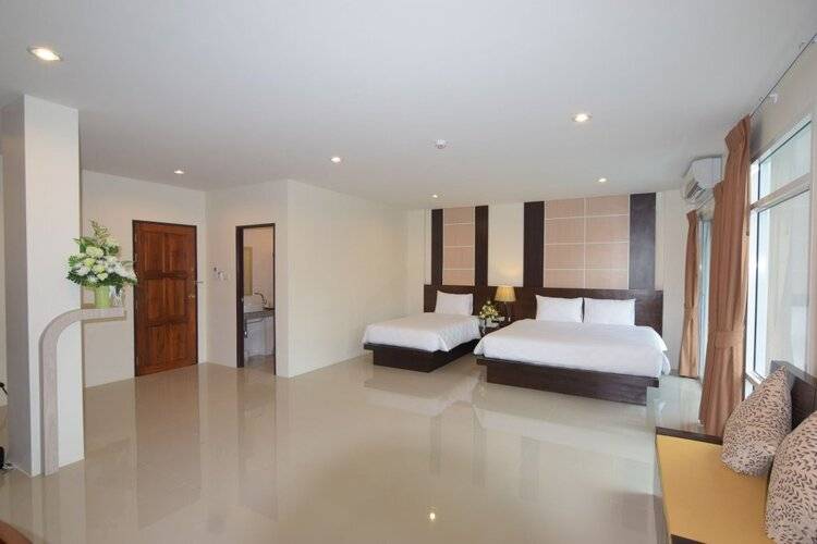 Peak Boutique City Hotel