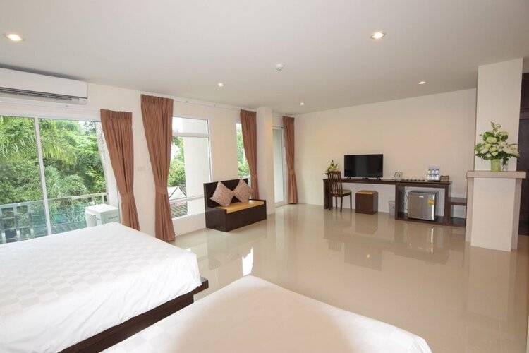 Peak Boutique City Hotel