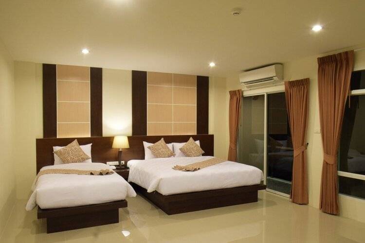 Peak Boutique City Hotel