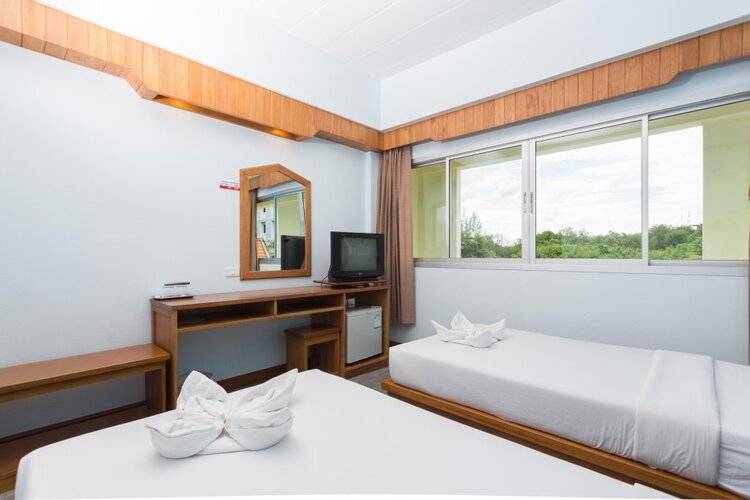 Riverside Hotel