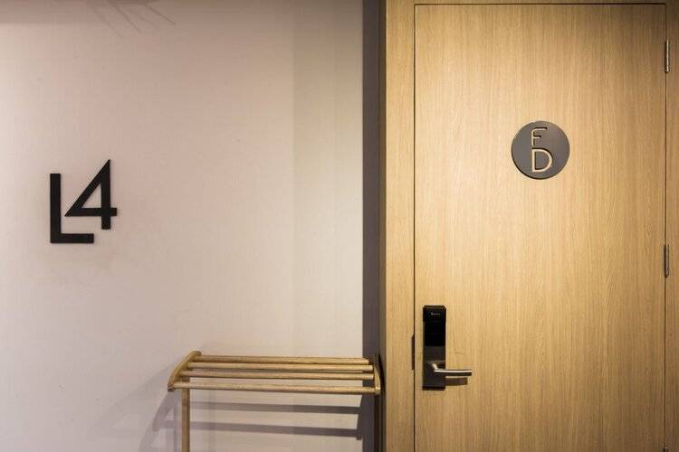 Snoozz Hotel - Hostel