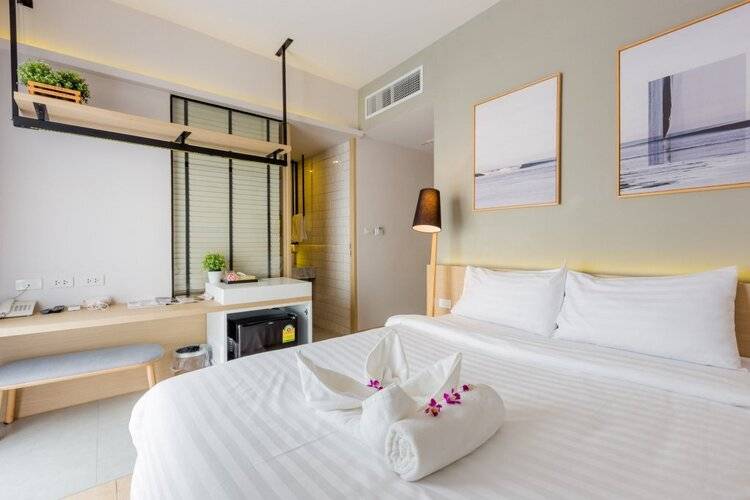 Snoozz Hotel - Hostel