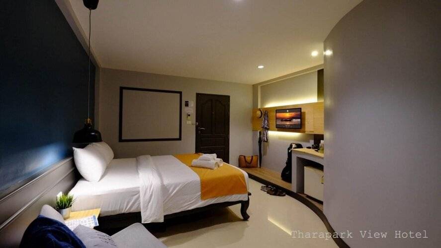 Tharapark View Hotel