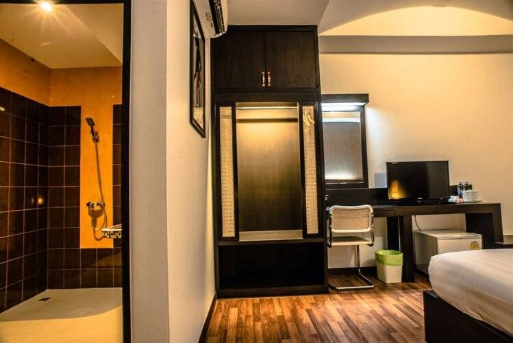 Jingjit Hotel
