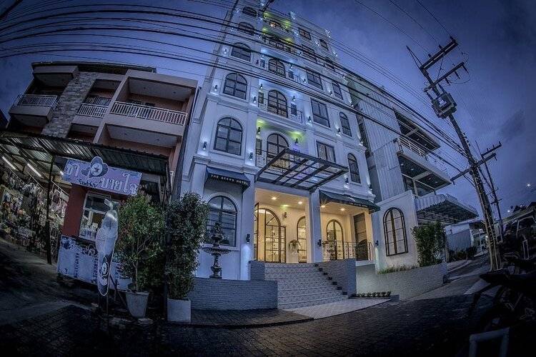 The Seens Hotel