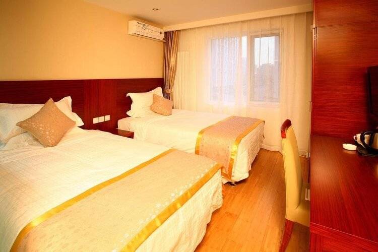 Beijing Saga Hotel