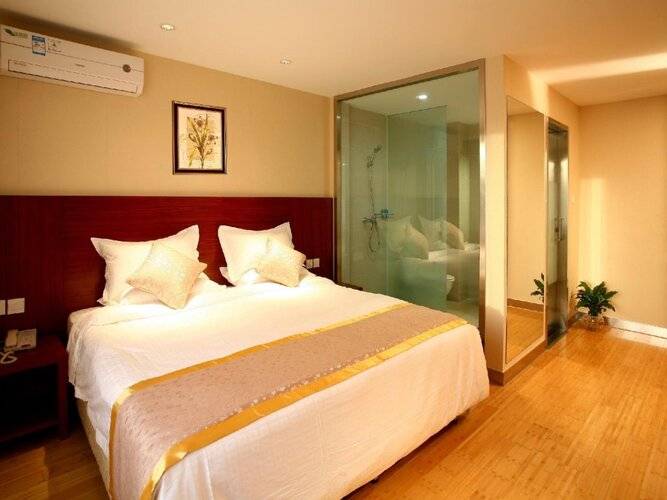 Beijing Saga Hotel