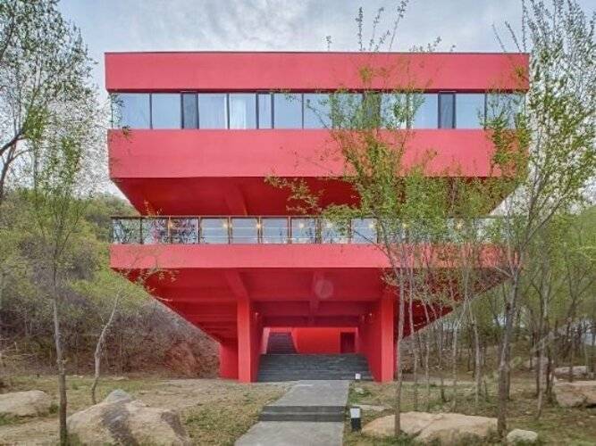 Commune By The Great Wall