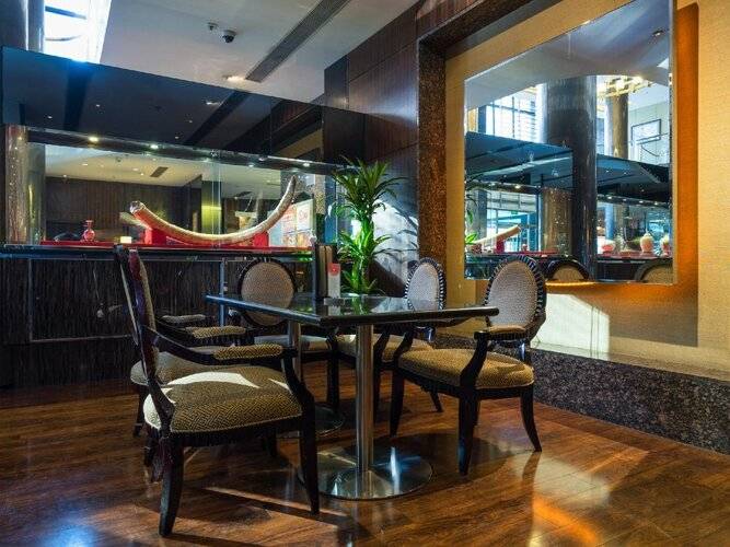 Jinglun Hotel