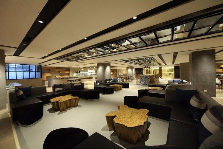 Cbd Qianyuan International Business Hotel