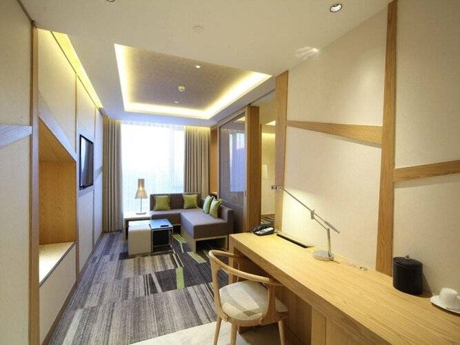 Cbd Qianyuan International Business Hotel