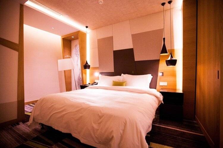 Cbd Qianyuan International Business Hotel