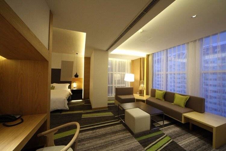 Cbd Qianyuan International Business Hotel