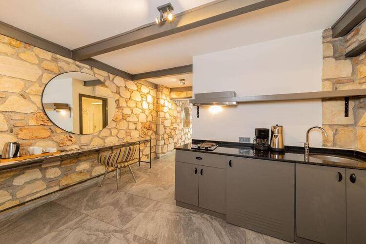 Fiore Garden Suites