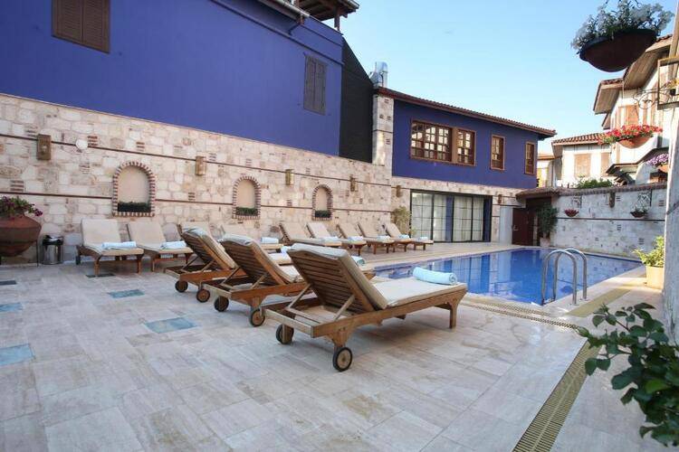 Fiore Garden Suites