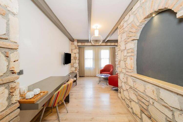 Fiore Garden Suites