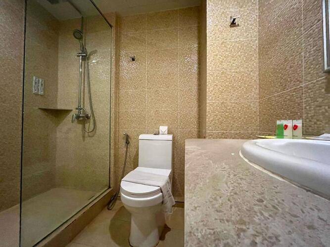 B Buri Hotel