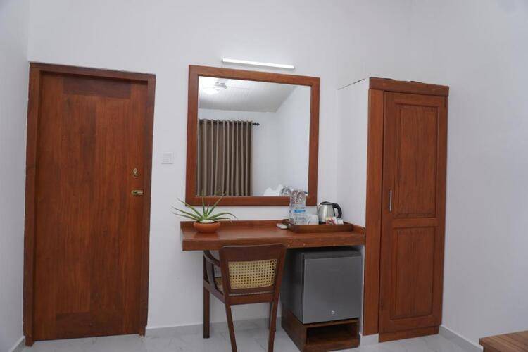 Surf Una Beach Hotel