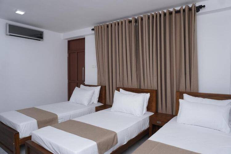 Surf Una Beach Hotel