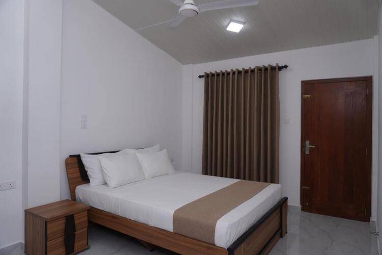 Surf Una Beach Hotel