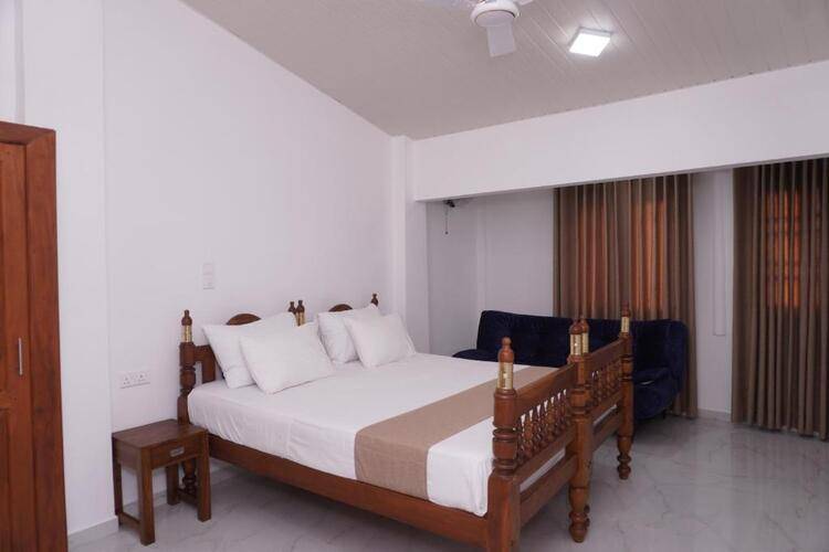 Surf Una Beach Hotel