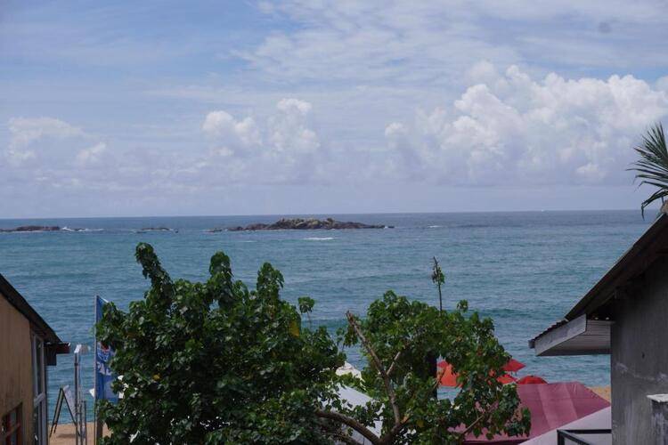 Surf Una Beach Hotel