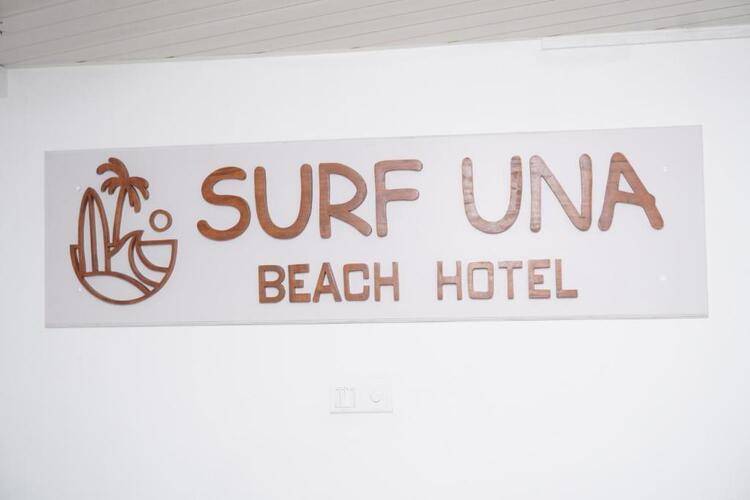 Surf Una Beach Hotel