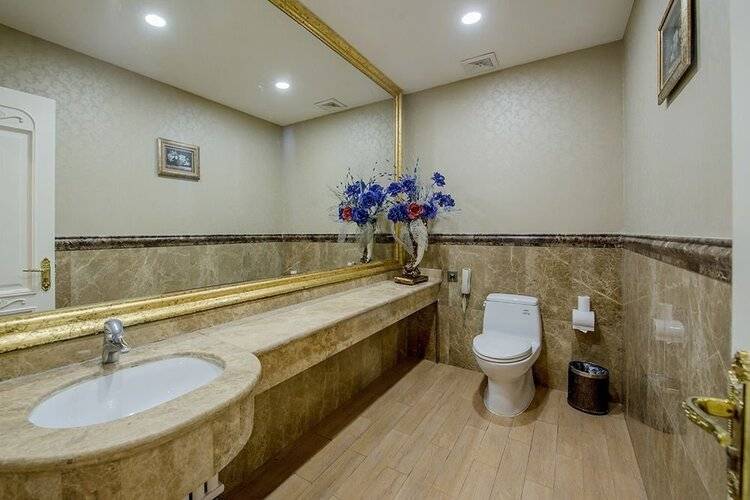 Dajiaoting International Business Hotel