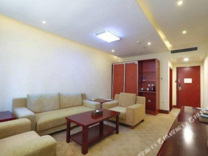 Shuangyang Hotel