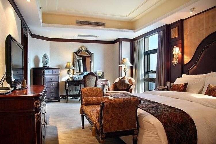 Beijing Henan Plaza Hotel