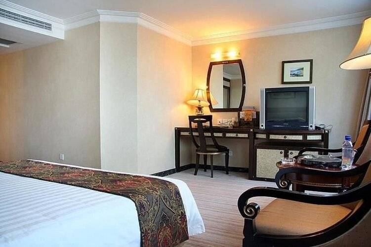Beijing Henan Plaza Hotel