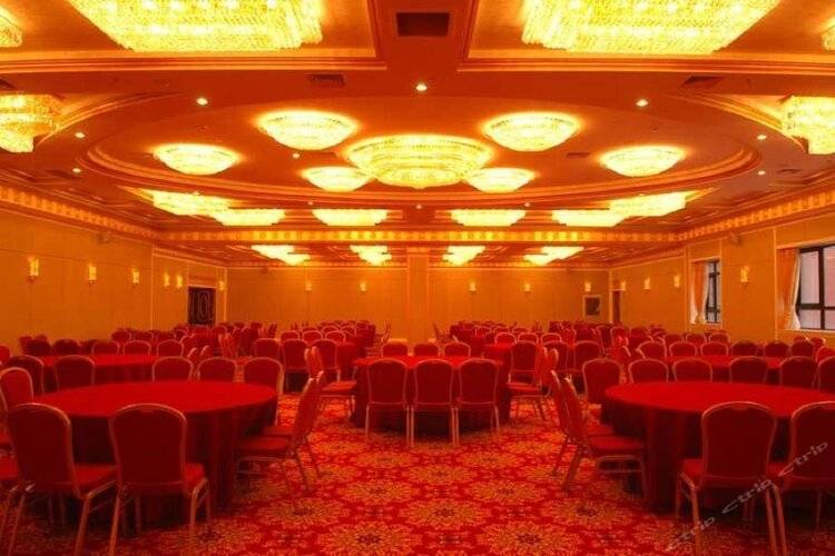 Vienna International Hotel (Beijing Hot Spring Leisure City)