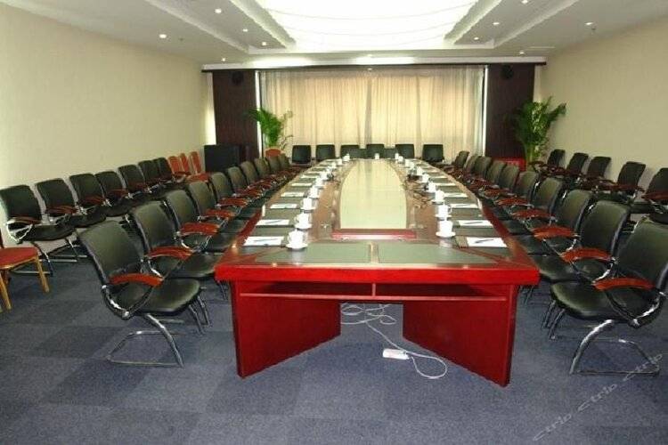 Vienna International Hotel (Beijing Hot Spring Leisure City)