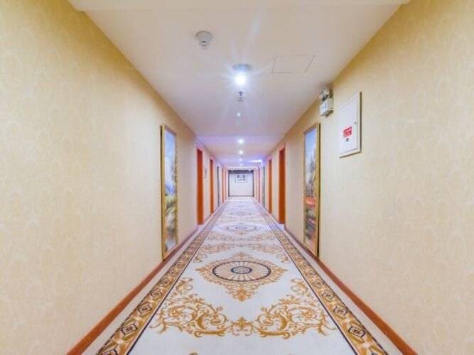 Vienna International Hotel (Beijing Hot Spring Leisure City)