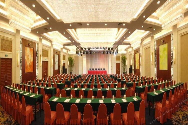 Vienna International Hotel (Beijing Hot Spring Leisure City)