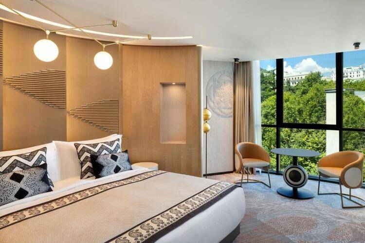 Paragraph Freedom Square, A Luxury Collection Hotel
