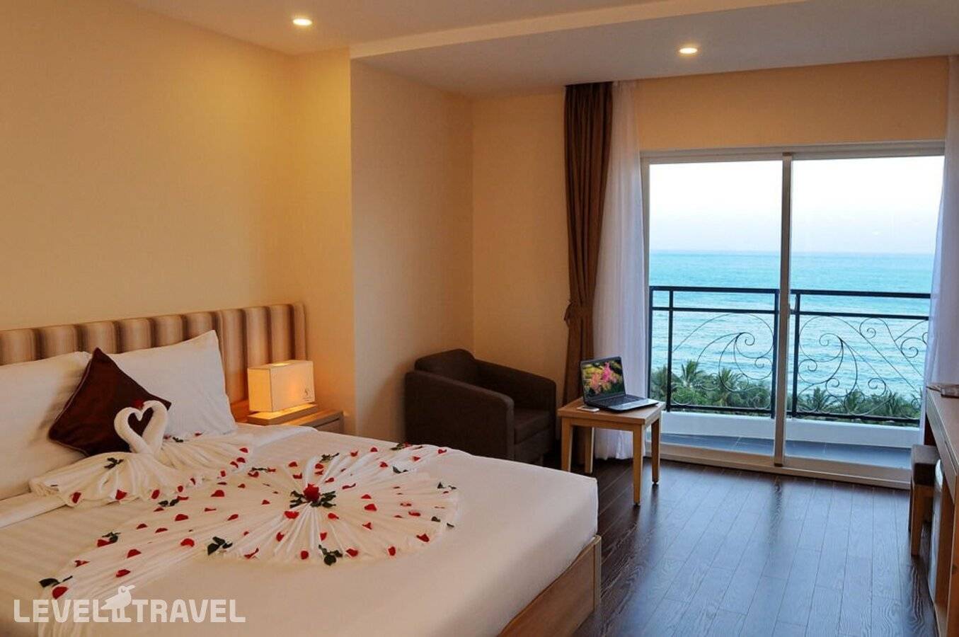 фотографии отеля Begonia Nha Trang Hotel в Вьетнам(Нячанг) - фото №42