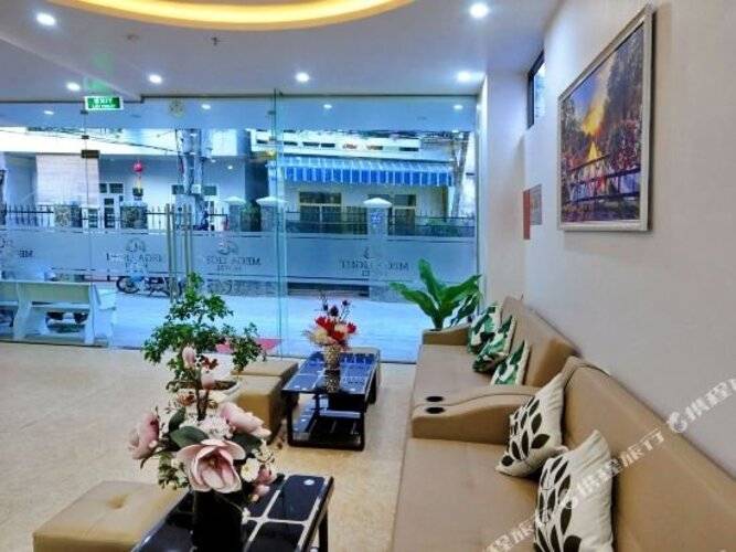 Mega Light Hotel