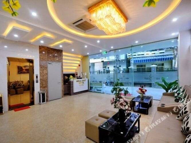 Mega Light Hotel