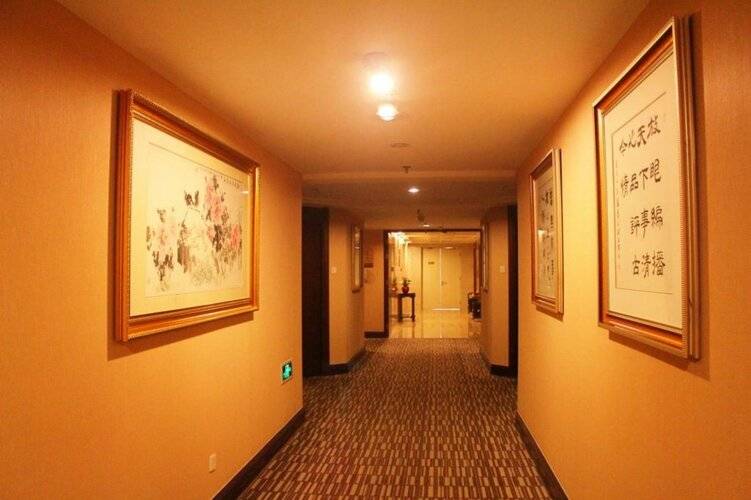 Beijing Broadcasting Tower Hotel
