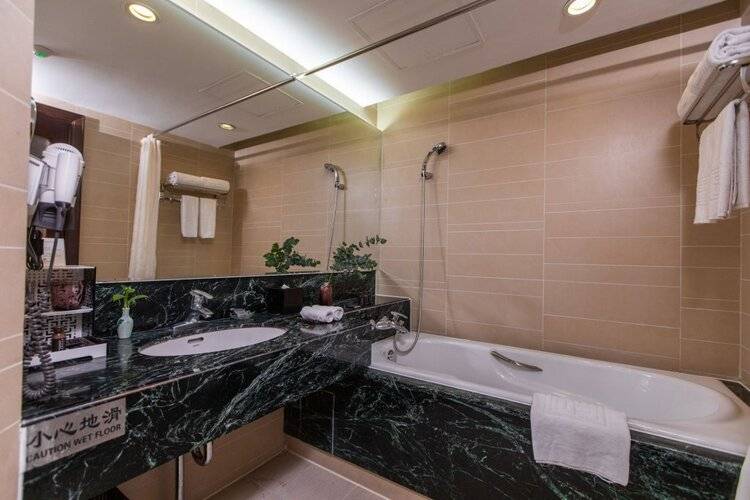 Beijing Broadcasting Tower Hotel